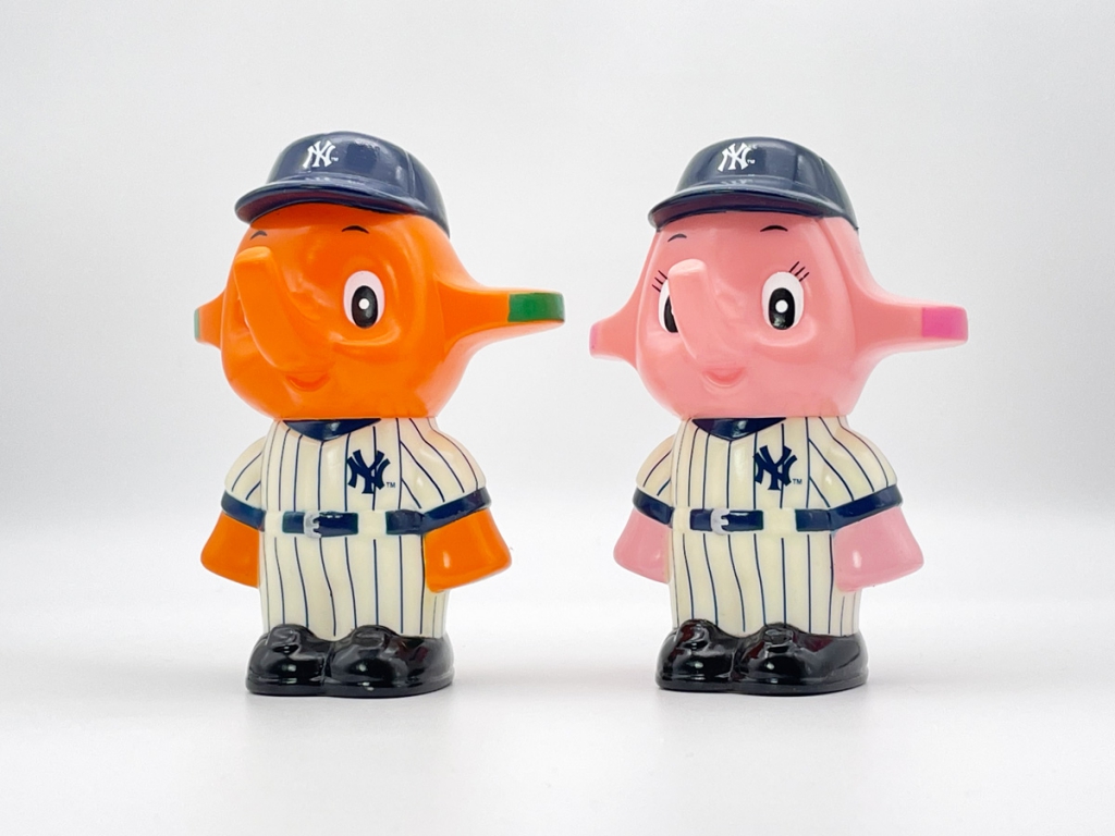 ニューヨーク・ヤンキース（1936-）【ver.2003】プロ野球サトちゃんフィギュア貯金箱（11cm）