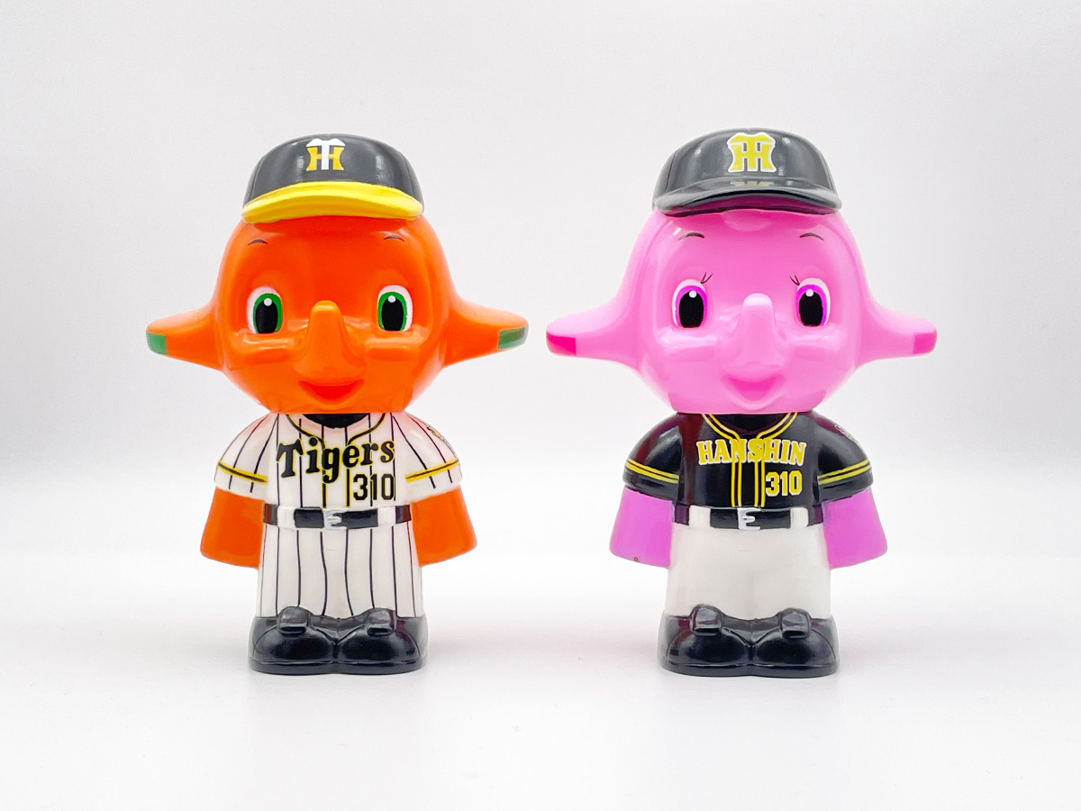 阪神タイガース - 阪神タイガース70周年記念 サトちゃん&amp;サトコちゃん貯金箱 サトちゃん貯金箱 阪神タイガース70周年