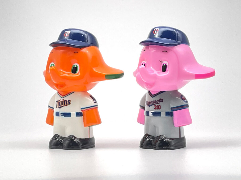 ミネソタ・ツインズ(2015-2022)【ver.2020】プロ野球サトちゃんフィギュア貯金箱(11cm)
