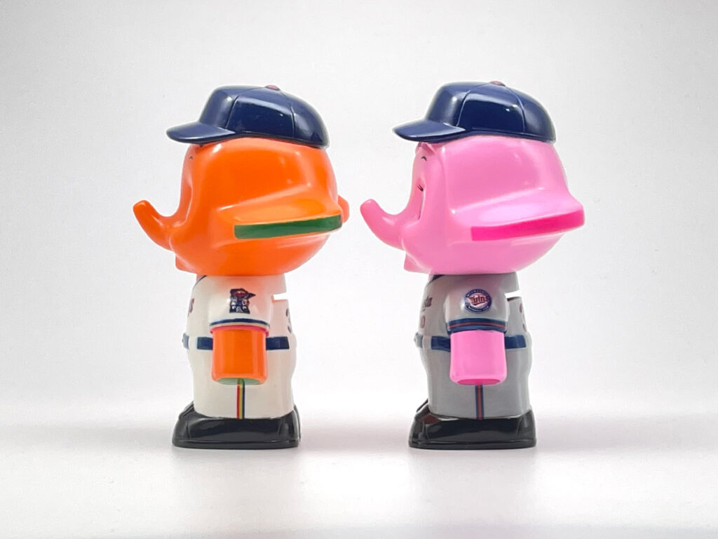 ミネソタ・ツインズ(2015-2022)【ver.2020】プロ野球サトちゃんフィギュア貯金箱(11cm)